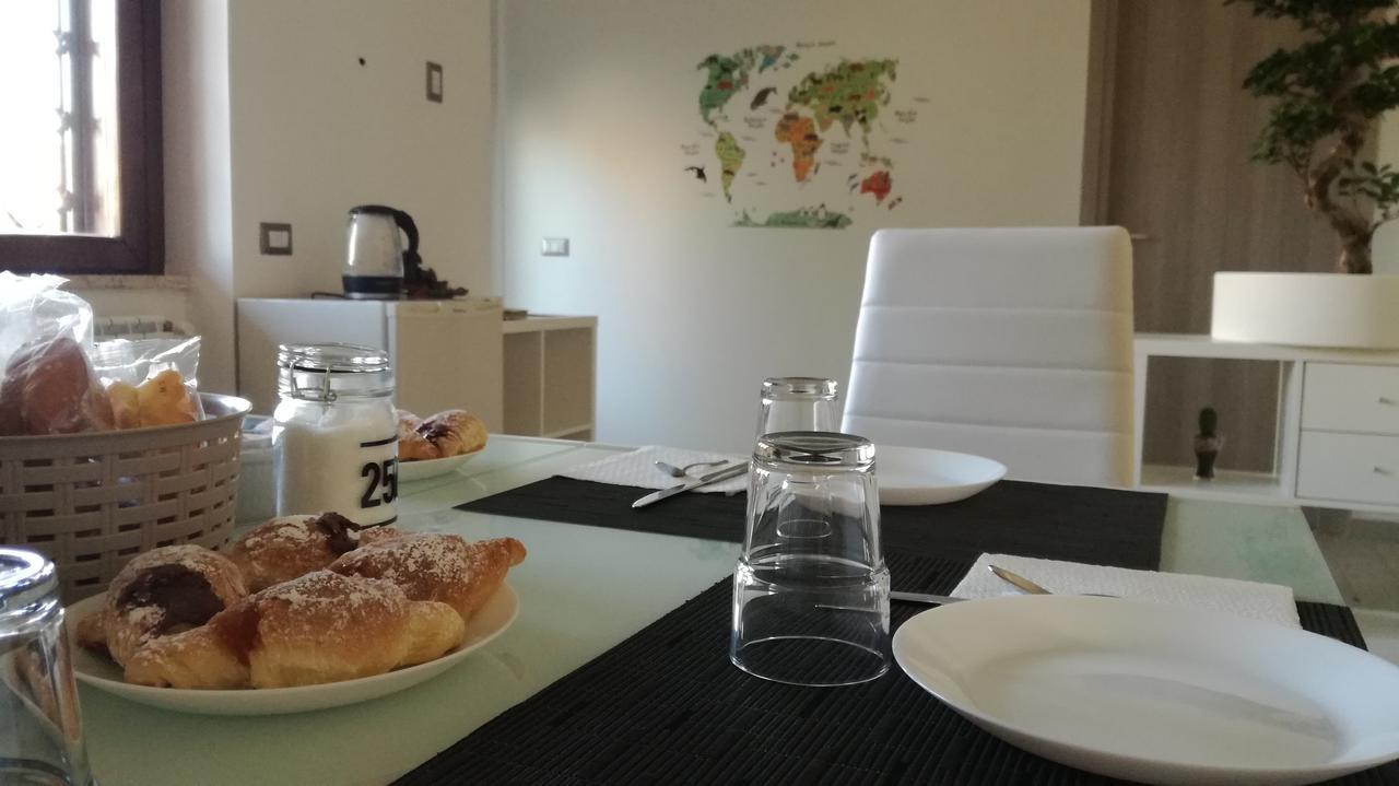 فيوميتشينو Bonsai Bed & Breakfast المظهر الخارجي الصورة