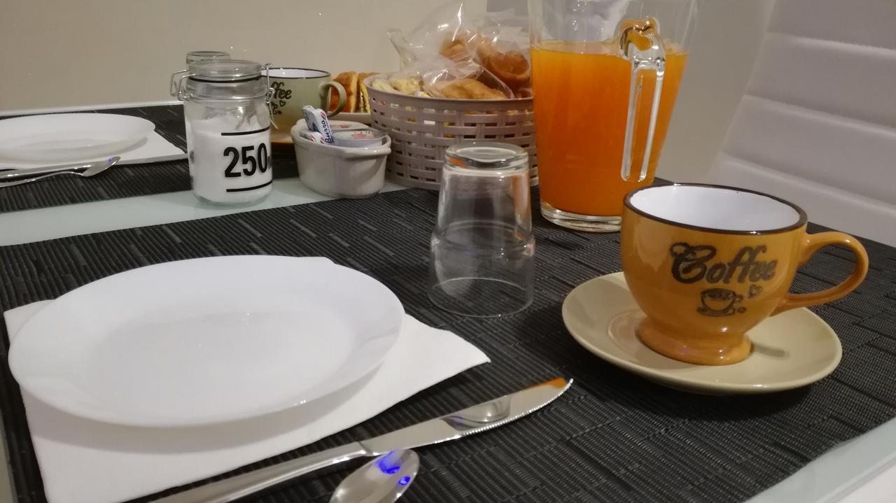 فيوميتشينو Bonsai Bed & Breakfast المظهر الخارجي الصورة